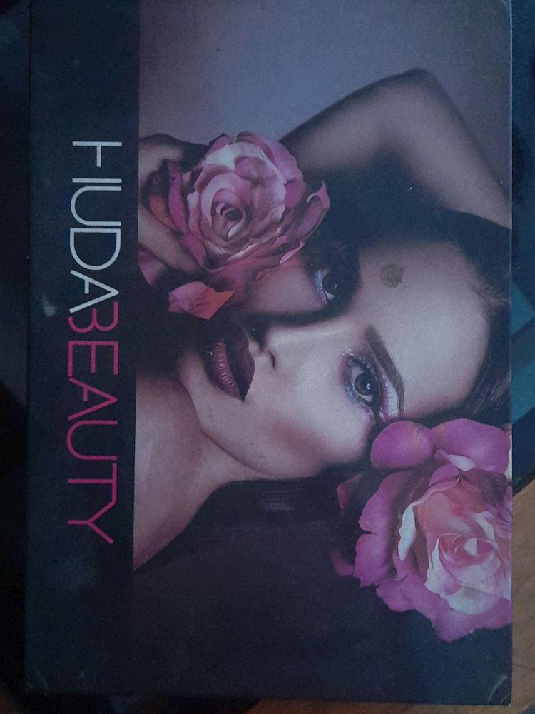 Huda Beauty Lipstick