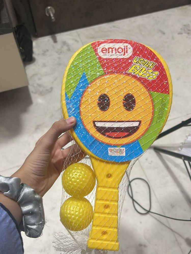 Plastic Tennis With Balls