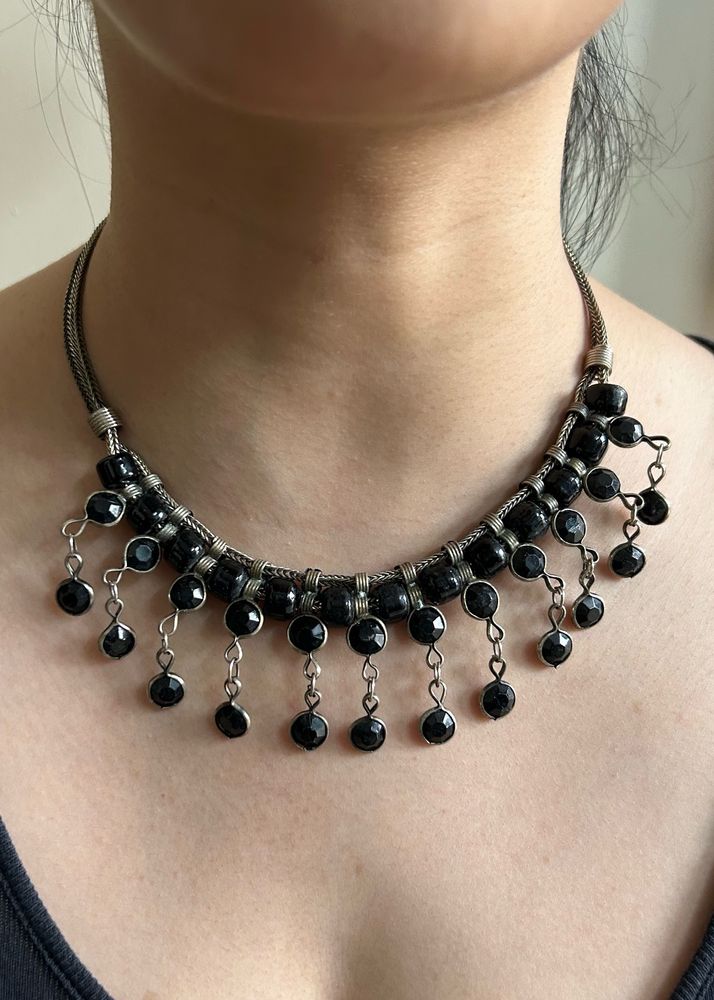 Black Beads Necklace