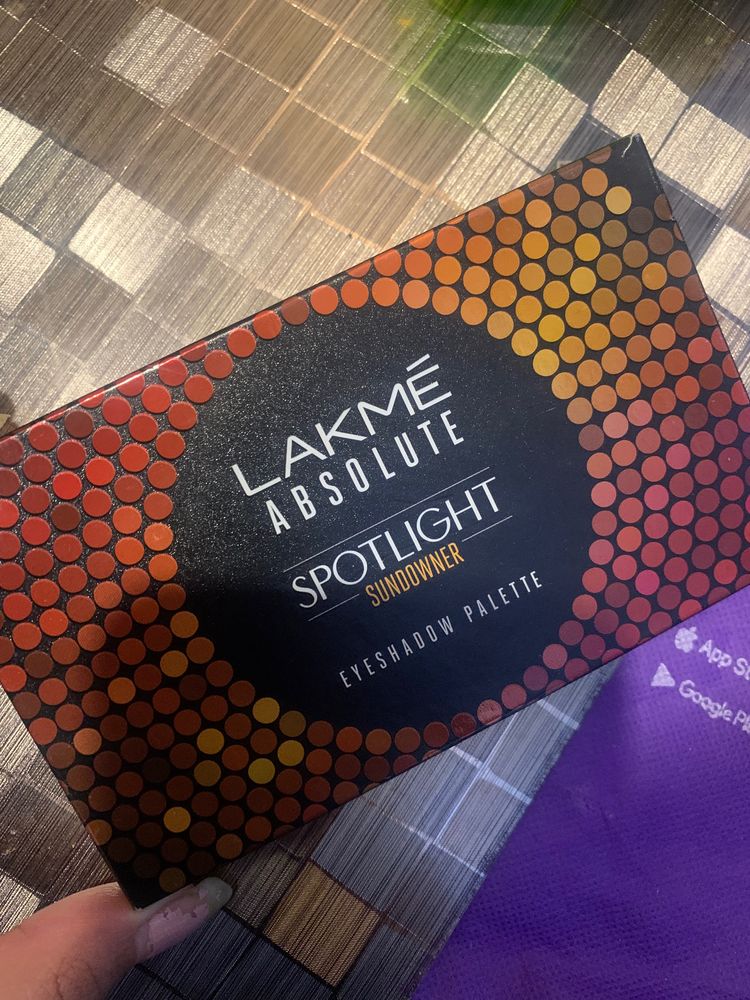 Lakme Eyeshadow Palette