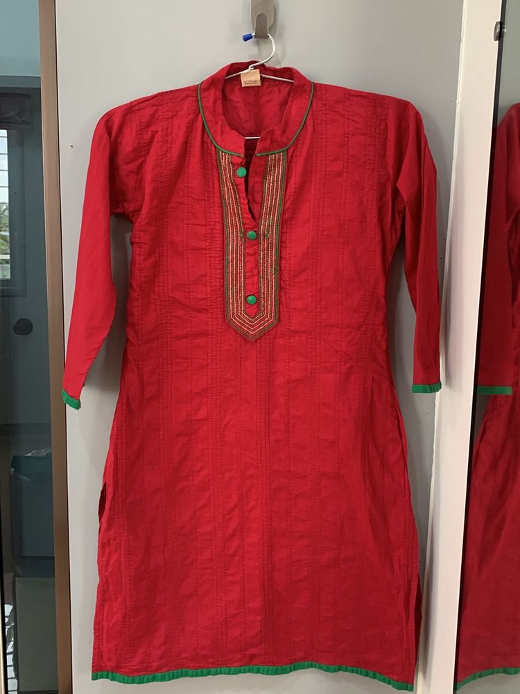 A Red Colour Casual kurta with Collar