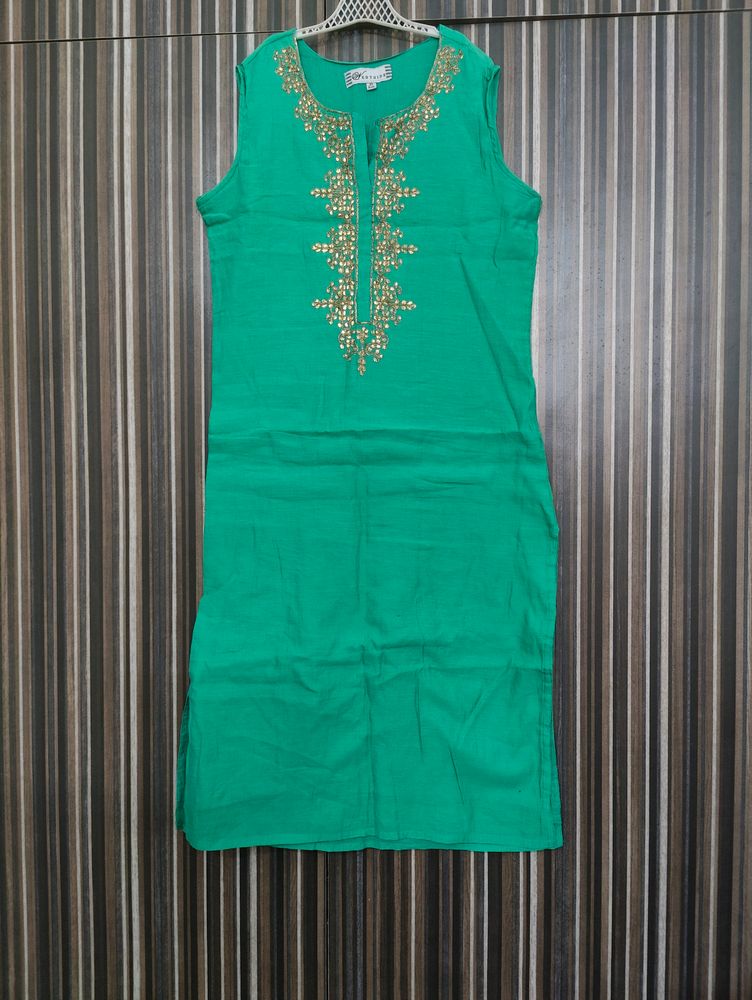 Westside Sleeveless Kurta