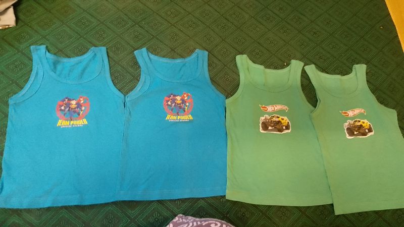 Cute Vest For Both Girls And Boys