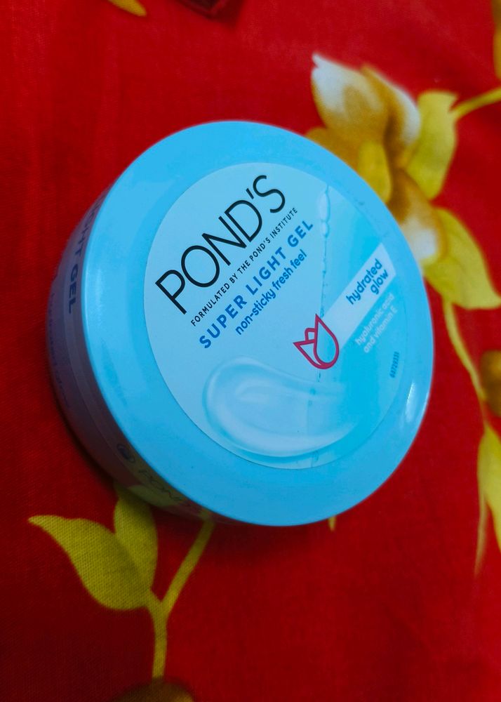 Ponds Super Light Gel Hydrated Moisturizer