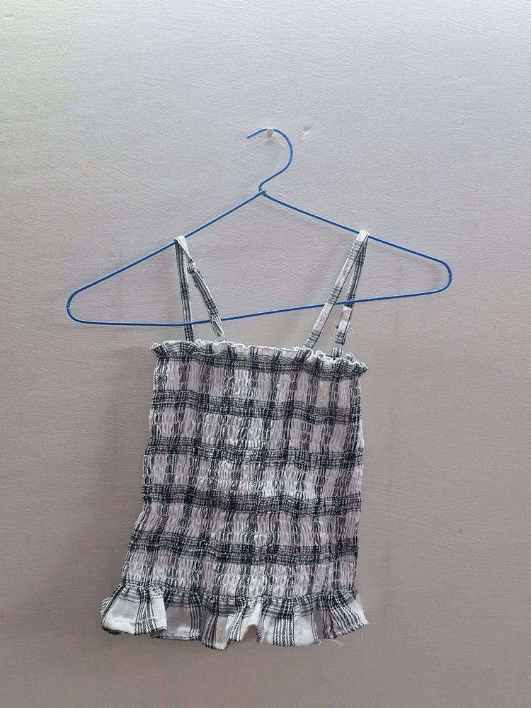 Casual Tube Top For Girls In Black And White Color