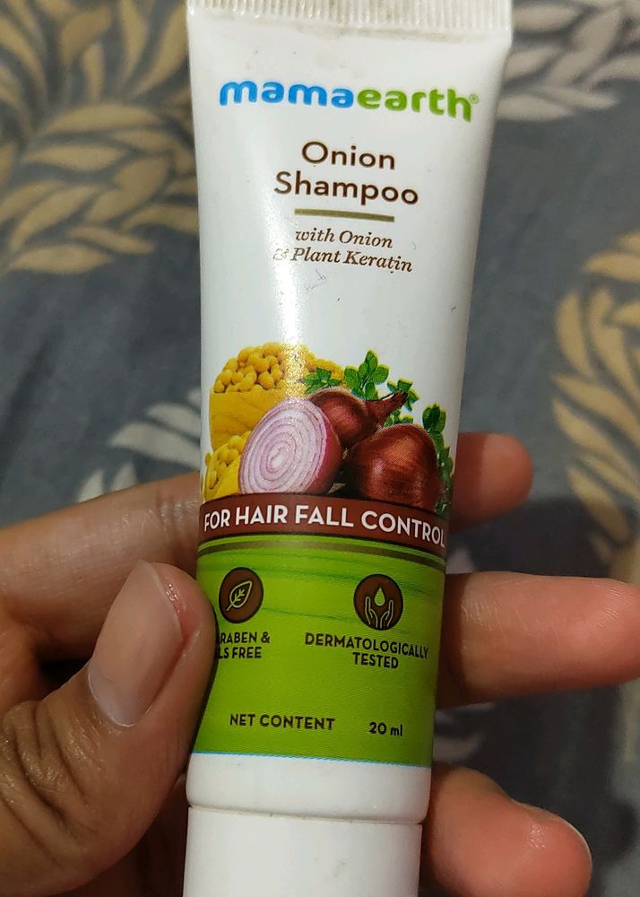 Mamaearth Onion Shampoo Sample Size