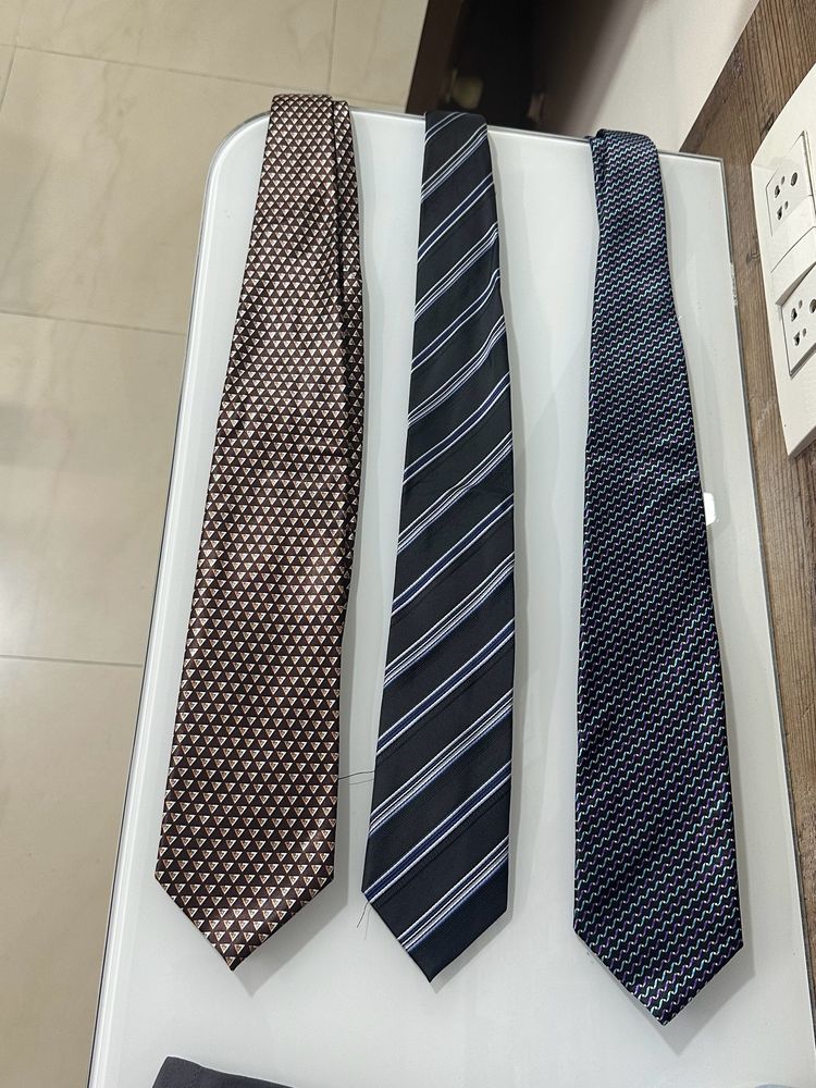 10 Ties For ₹200