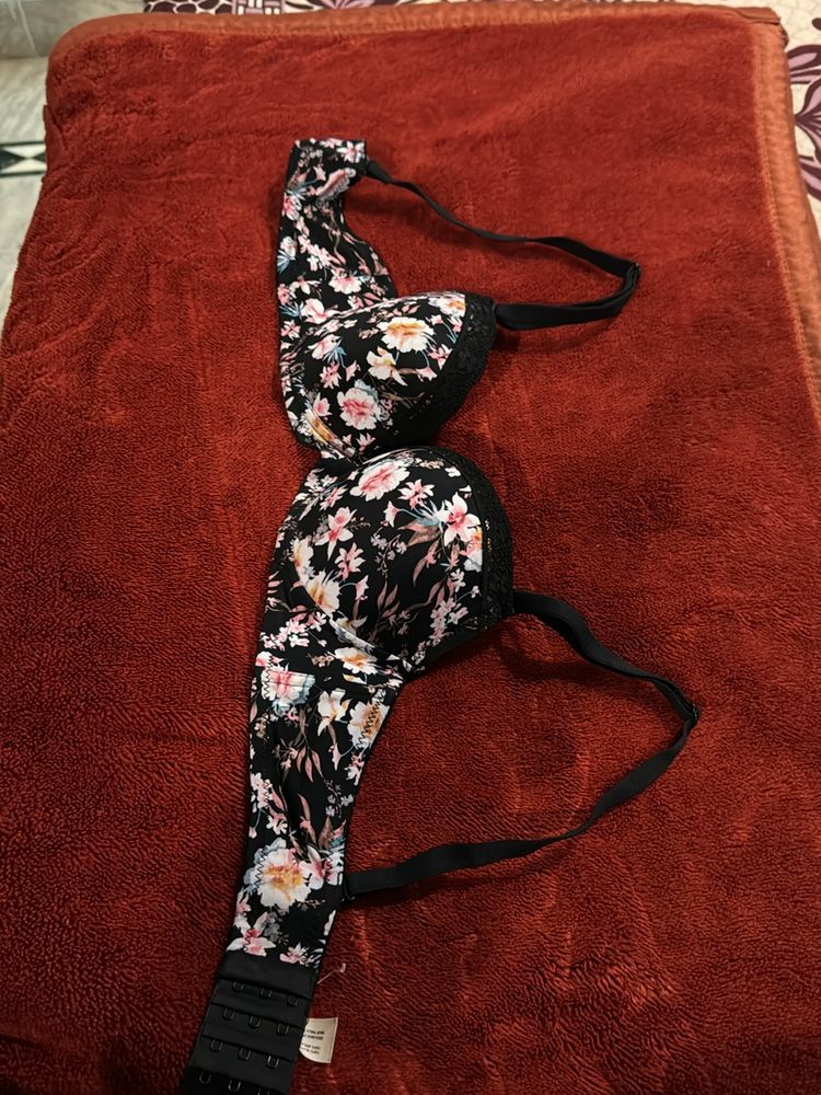 Clovia Floral Print Black Bra