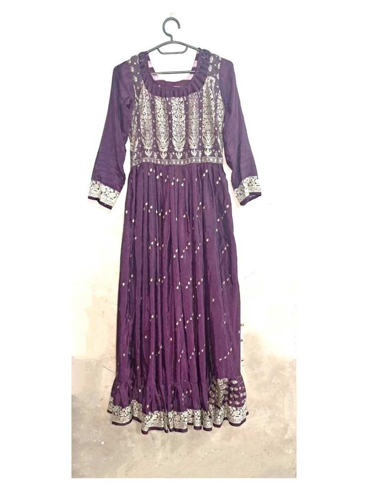 Women Ethnic Gown