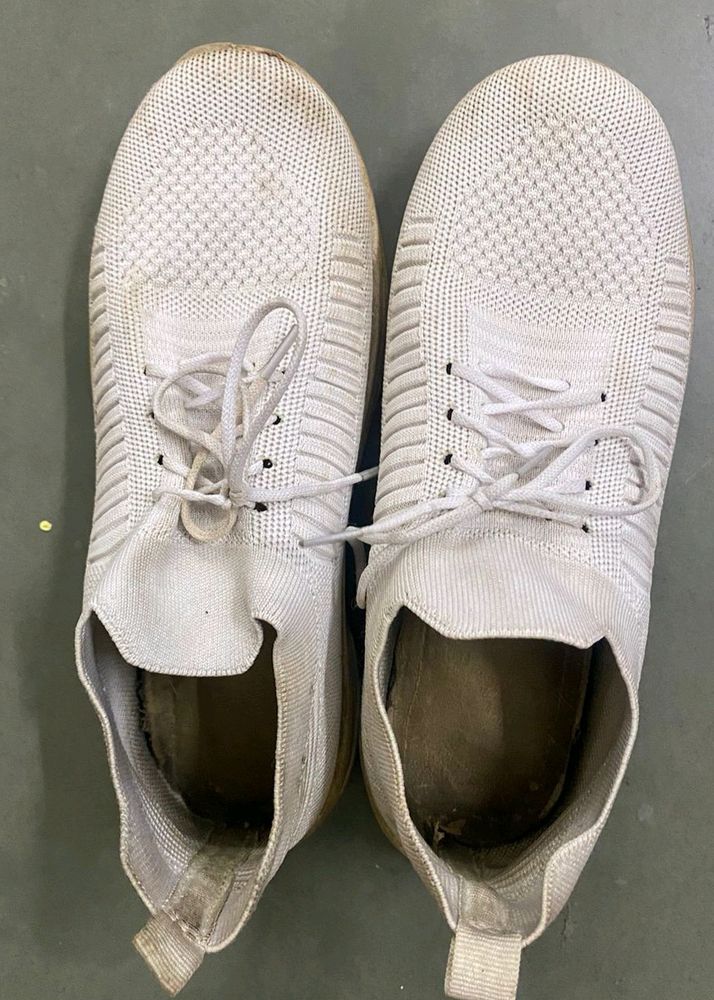 WHITE CASUAL SHOE