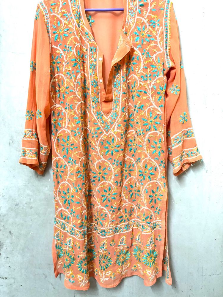 Pure Chikankari Kurti