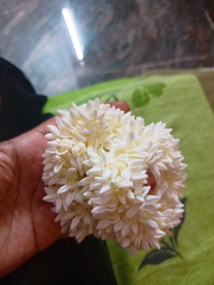 White Gajra Flower Hair Rubber Band.