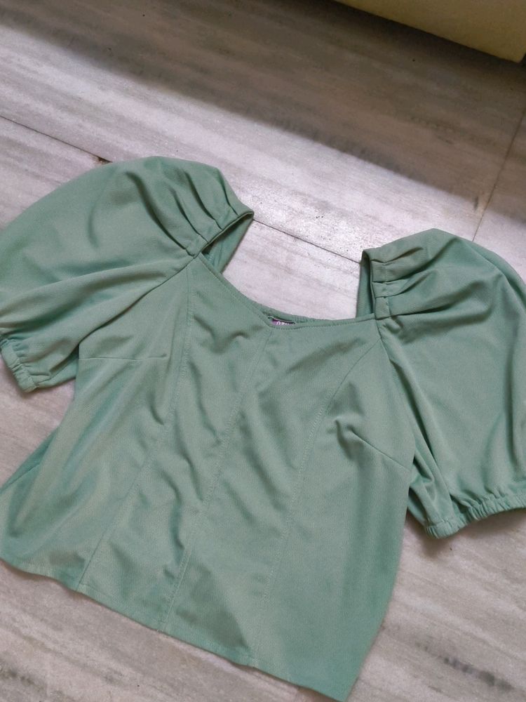 Selling A Peach Sea Green Colour Top