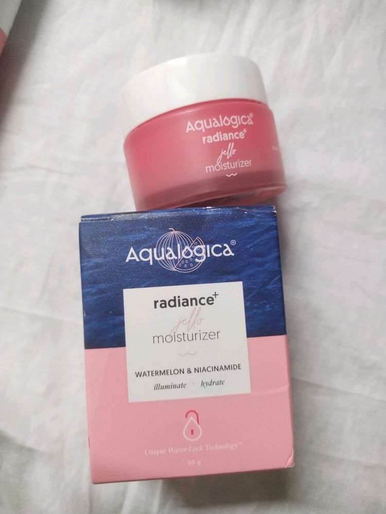 Aqualogica 🍉 & Niacinamide Face Moisturizer