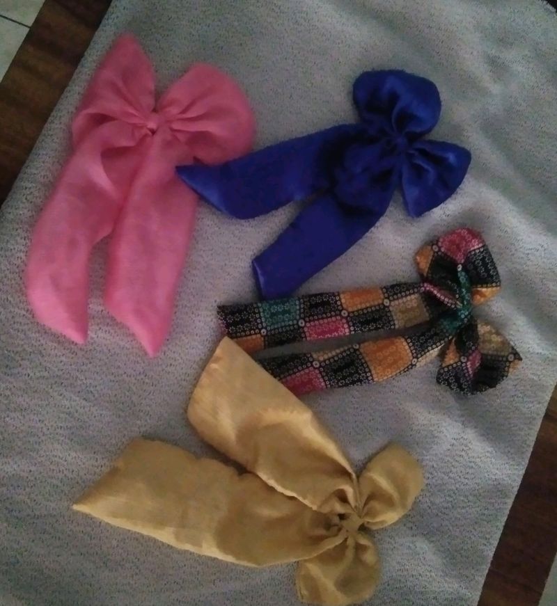 Like New Hair Clips