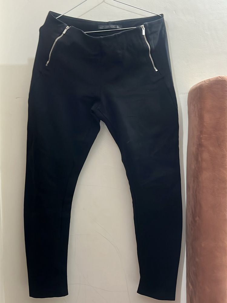 Women Black Jeggings 28size With Chain Style