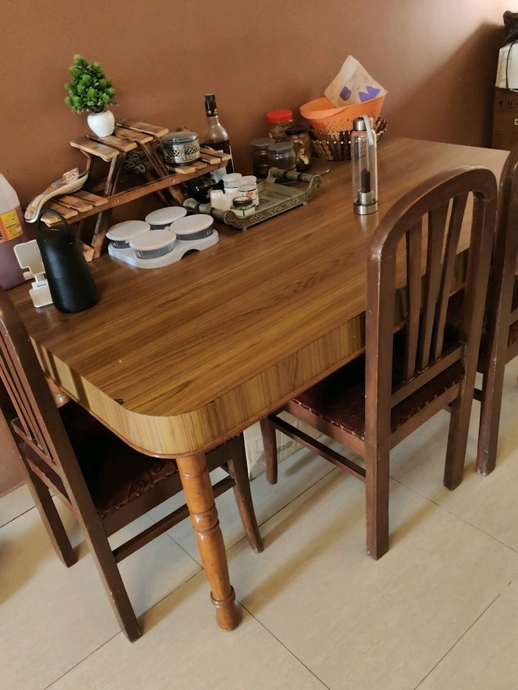 Dinning Table