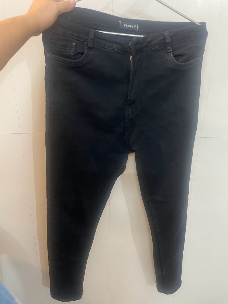 Jeans - Black Color 34 Size