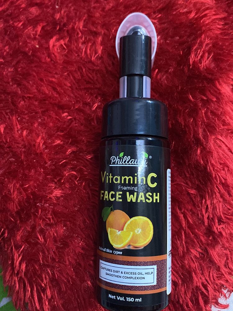 VitaminC Face Wash