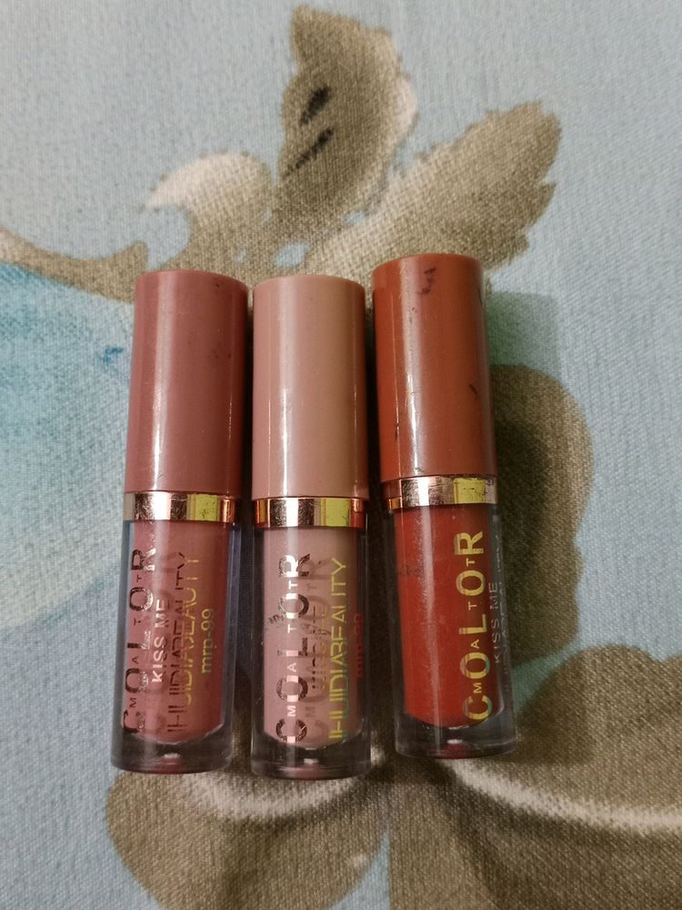 Light Colour Kiss Me Huda Beauty Mrp-99