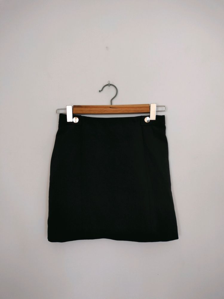 Black Casual Shorts (Women's)