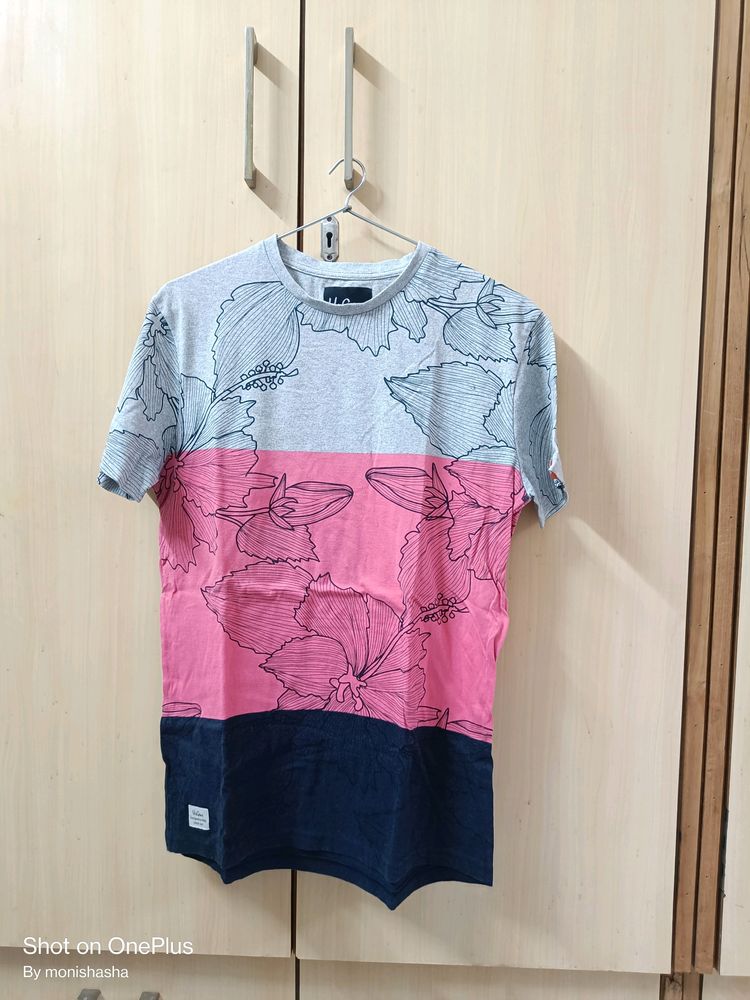 UrGear Multicolor Floral Print T-Shirt