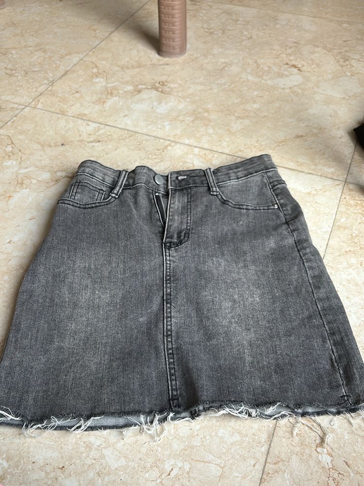 denim short skirt