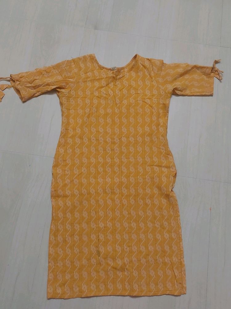 Yellow Kurthi.