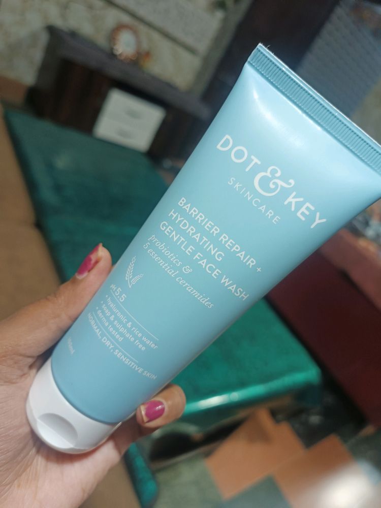 Dot & Key Barrier Repair + Hydrating Gentle FW