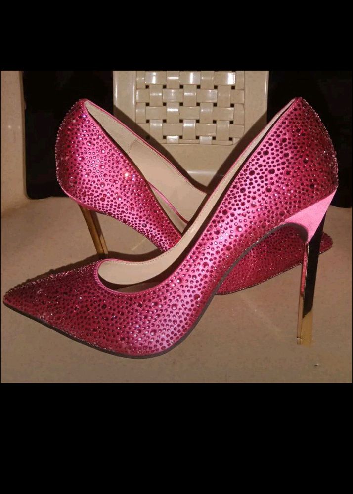 Pink Heels (Novaluxe Brand) Size:6