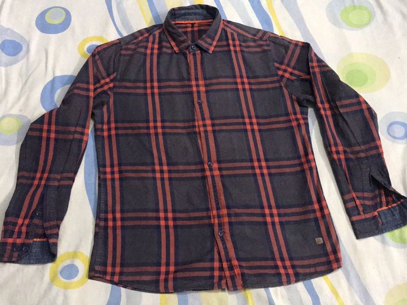 United Color’s Of Benetton Shirt - M-Size … Sparingly Used . Length -27.5 Inches , Chest -20.5 Inches