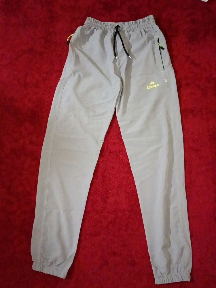 GREY CARGO PANTS