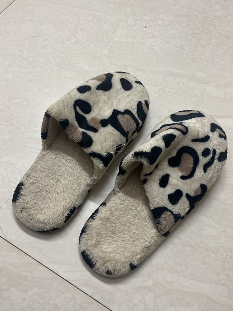 Leopard Print Fur Flip flops