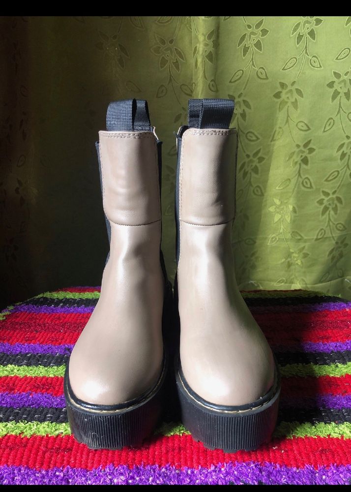 H&M Chunky Chelsea Boots