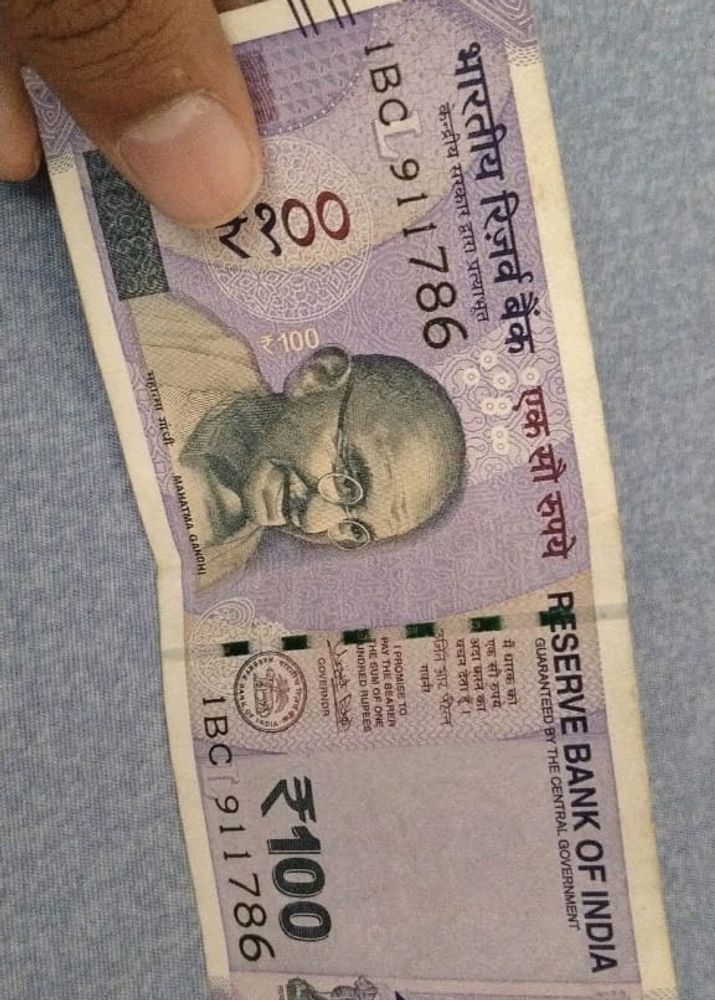 "(100 Rupees )"786 Number Note ----