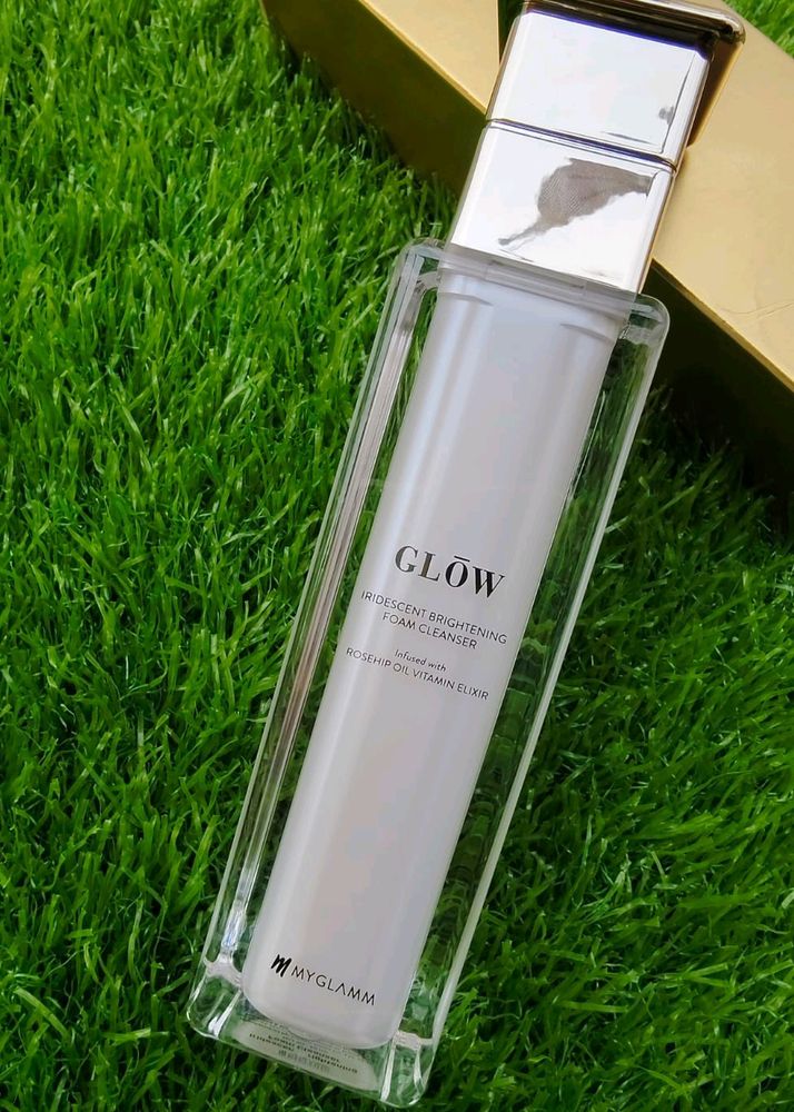 Myglamm Glow Foam Cleanser