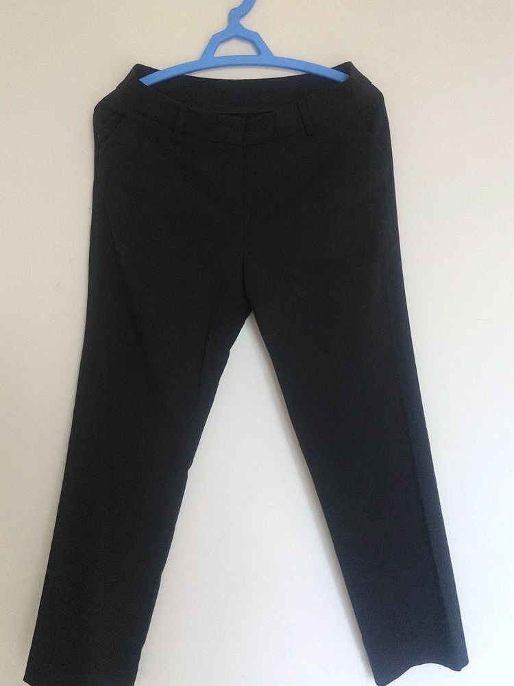 Clearance - Women Black Pant 28/30