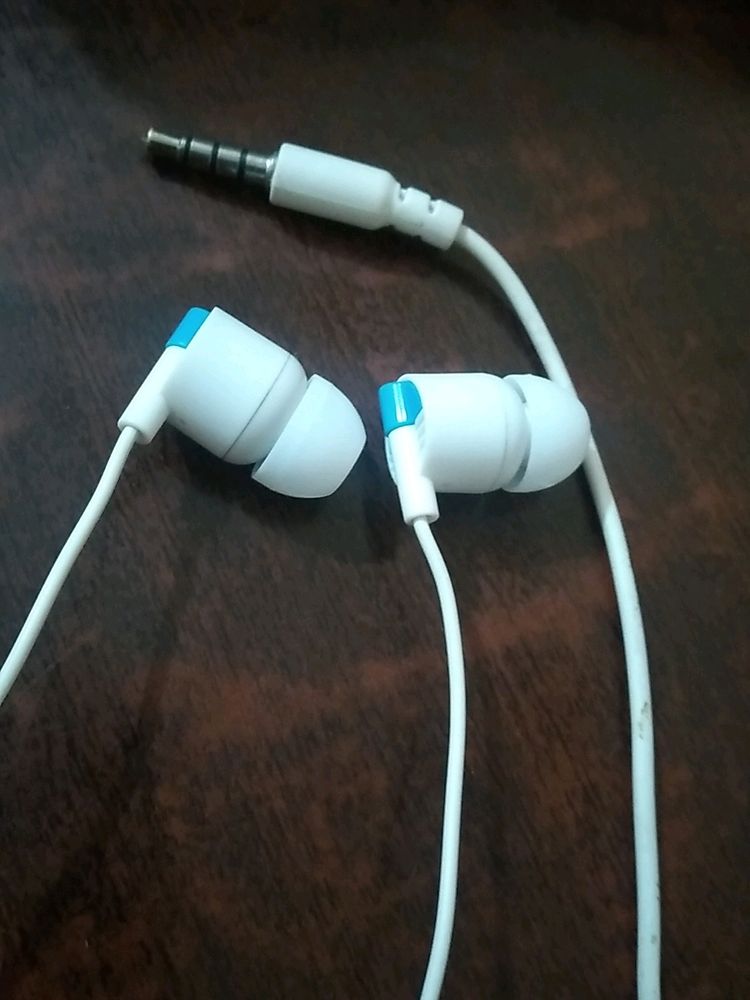 New Wired Earphones