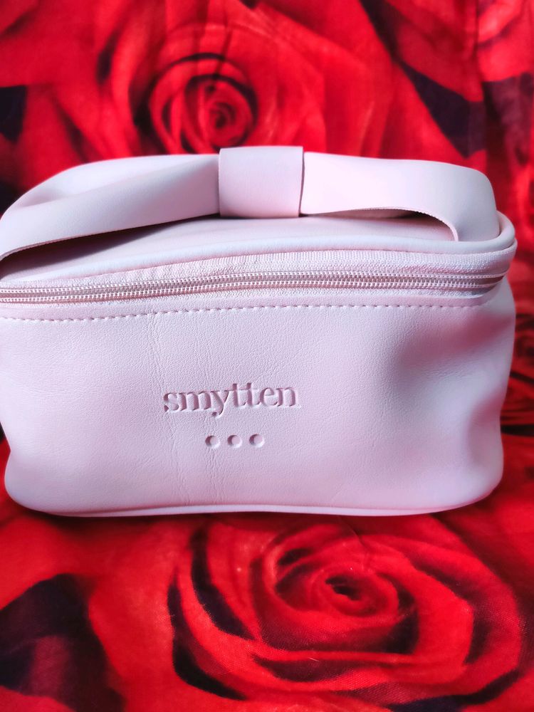 SMYTTEN BOW BAG