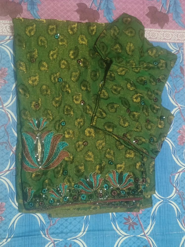 Bottle Green Saree With XXL Blouse