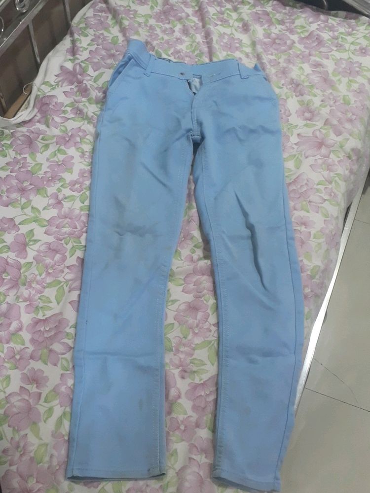 Skinny Fit Pant Blue Color