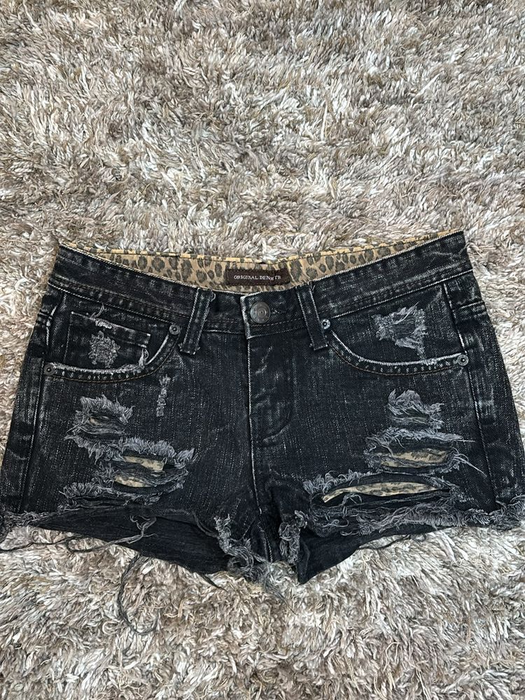 Distressed Black Mini Short Denim