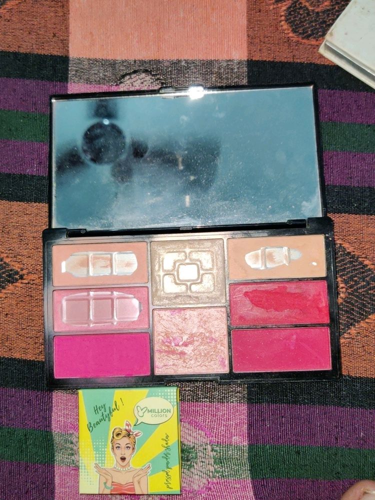 Eyeshadow Blush And Highlighter Palette Freebies