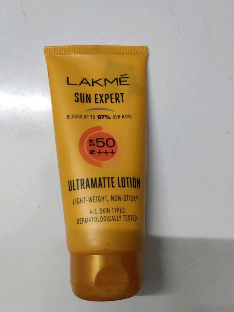 Lakme Sun Expert