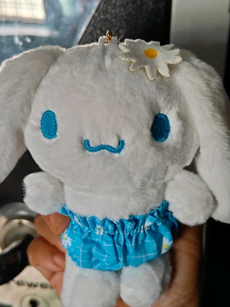 Rare Sanrio Cinnamoroll Keychain Charm