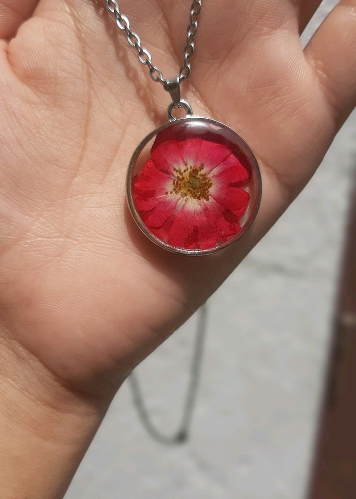 Real Rose Necklace 🌹