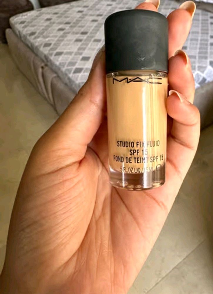 M.A.C. Studio Fix Foundation