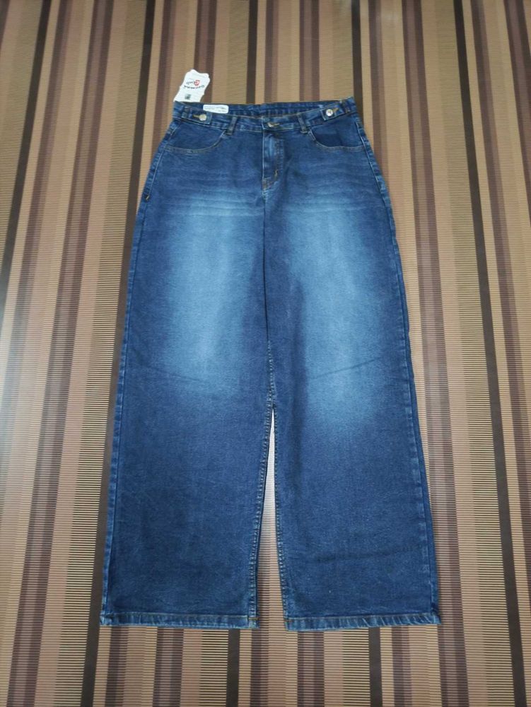 DG-109 Size-32 Straight Jeans