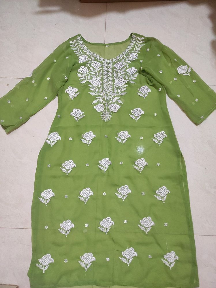 Chikankari Kurti