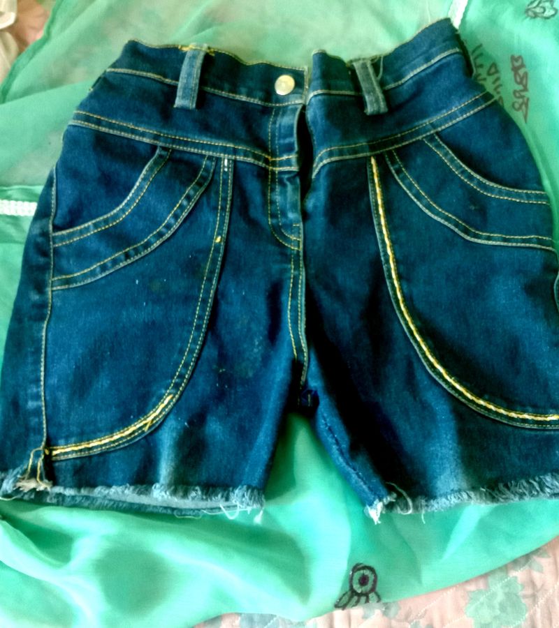 Jeans Shorts For Girls, Lenth 12, Belly 24with Elastic.